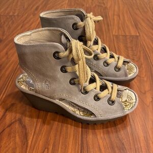 Fly London Yaba Suede Lace-up Gray Wedge Sandals Womens 38/US 7.5 8